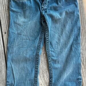 Stitches Cherokee Women's size 28 crop jeans by STITCHES